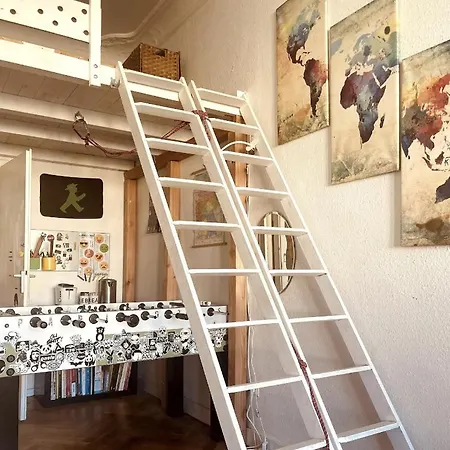 民宿 Bright 20sqm With Bay Window Near Schoenhauser Allee *