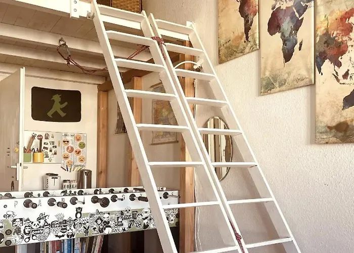 Quarto em Acomodações Particulares Bright 20sqm With Bay Window Near Schoenhauser Allee *