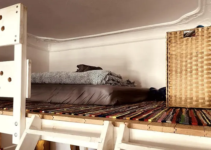 Quarto em Acomodações Particulares Bright 20sqm With Bay Window Near Schoenhauser Allee Berlim